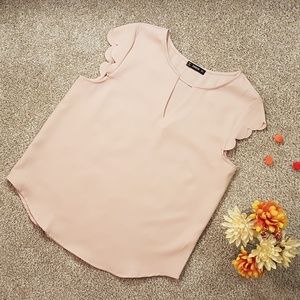 V Notch Front Scallop Cap Sleeve Dolphin Hem Top